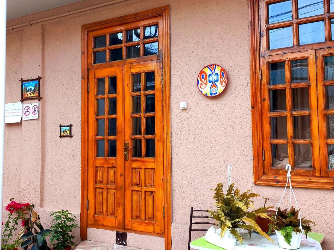 Istirohat Guest House Σαμαρκάνδη Εξωτερικό φωτογραφία